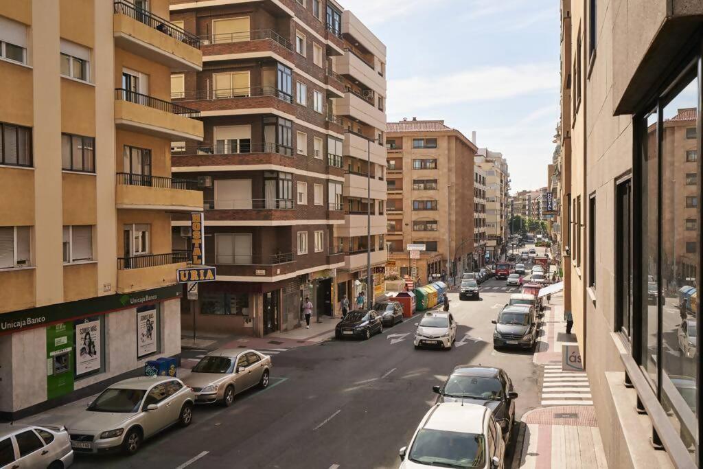 Amplio Alojamiento Centro Barrio Del Oeste 萨拉曼卡 外观 照片